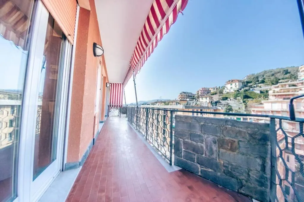 Appartement Casa Luca Flexyrent - Parking - A C - Wifi à Rapallo 0*,  Italie